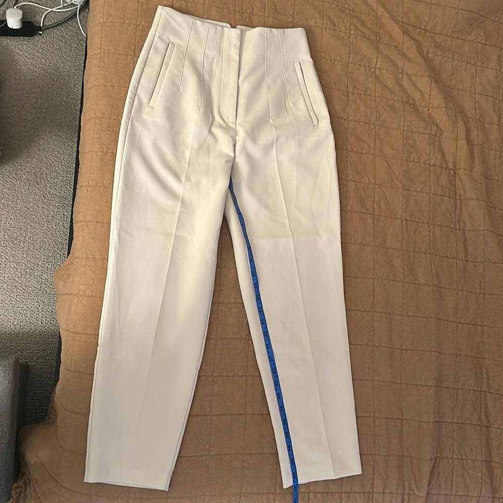 Zara white/cream trousers. Size M